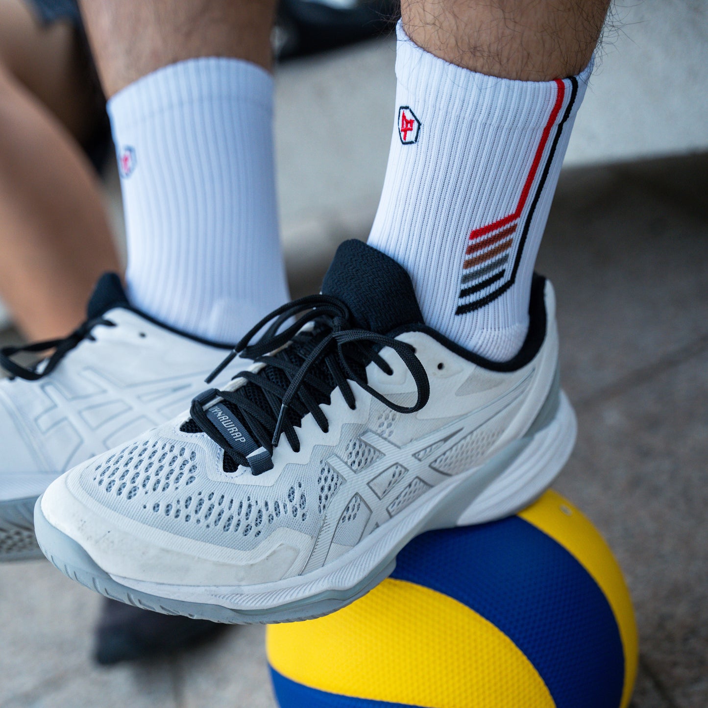 (短版/中筒版) MT 二刀流 排球襪 《MT TWO-WAY Volleyball Socks》